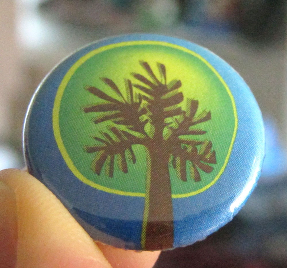 Happy Little Tree Button (or Magnet)