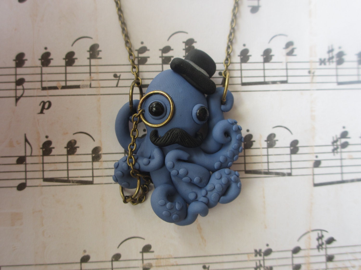 Dapper Octopus necklace - Blue