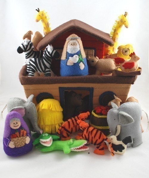 NOAH'S ARK - PDF Doll Pattern (Ark, Noah, Noah's Wife, Hay Stack, Apple Barrel, Chicken, Rooster, Nesting Box)