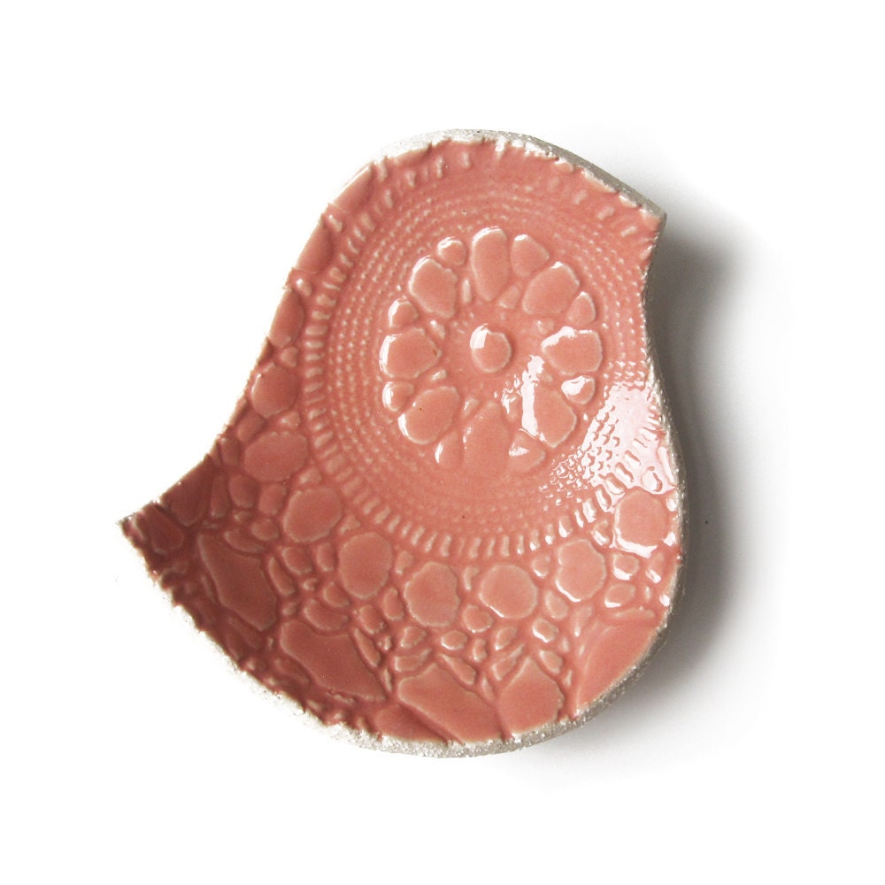 Ceramic bowl Lacy bird bowl Ceramic pottery Bright peach Vintage lace texture Housewarming Bitrhday Wedding Summer home decor