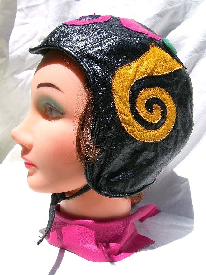 Triskellion Spiral Cloche Hat in Black Leather