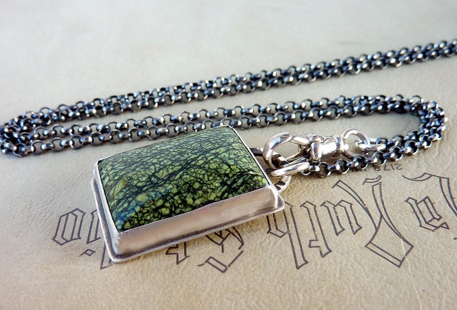 Green Serpentine necklace, Statement necklace, gemstone necklace,  Black sterling silver chain - anakim