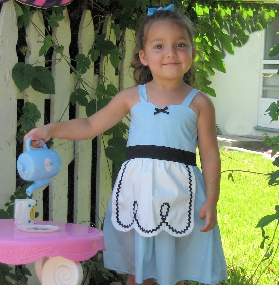 ALICE In WONDERLAND retro APRON dress girls fairy tale tea party halloween costume