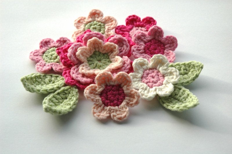 Crochet Flowers Applique Set in Pink and Green