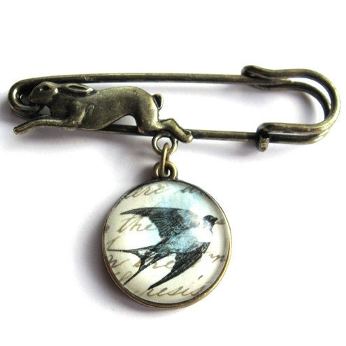 Vintage Swallow Hare Pin Brooch