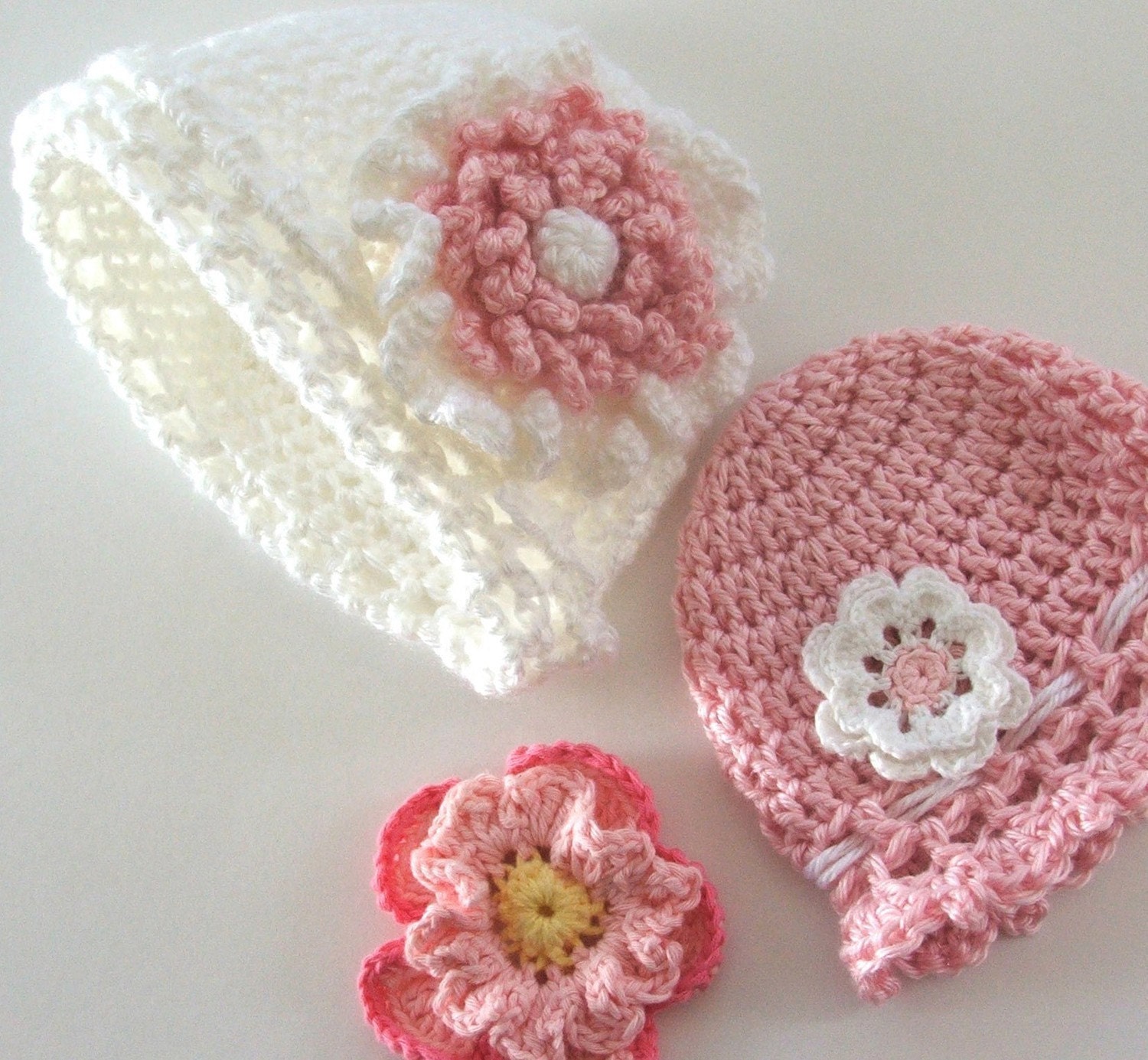 PATTERN - Fast and Easy CROCHET PATTERN Baby Cap with Flowers