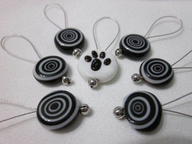 Black and White Bullseyes with Pawprint Stitch Markers - Soft Loop - Snag Free