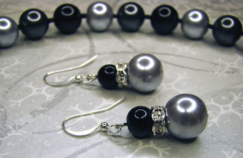READY TO SHIP - Clarabelle Necklace and Earrings Set