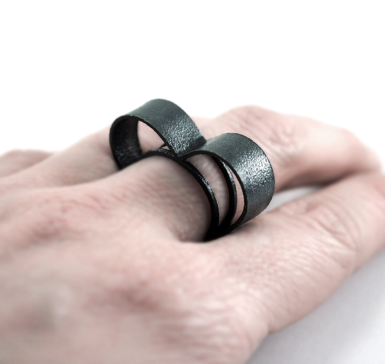 Black Heart Ring Pendant 2 in 1. Oxidized - Texturized Sterling Silver. Blackened. US Size 6. Handmade by Maria Goti Joyas