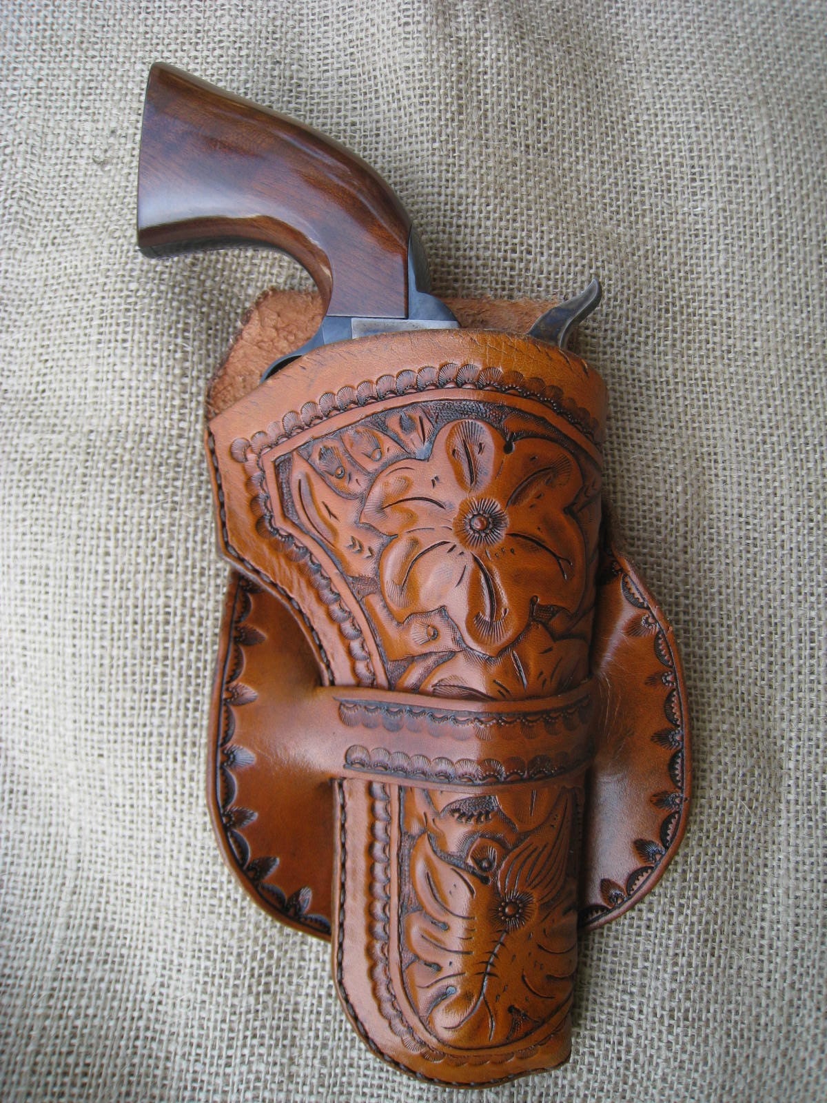 Cochise Single Loop Style Custom Gun Holster