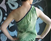 Woman's One Shoulder Pintuck Top small medium