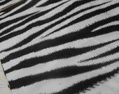 100 Pack 8 X 10 Inch Black and White Zebra or Tiger Striped Flat Paper Merchandise Bags