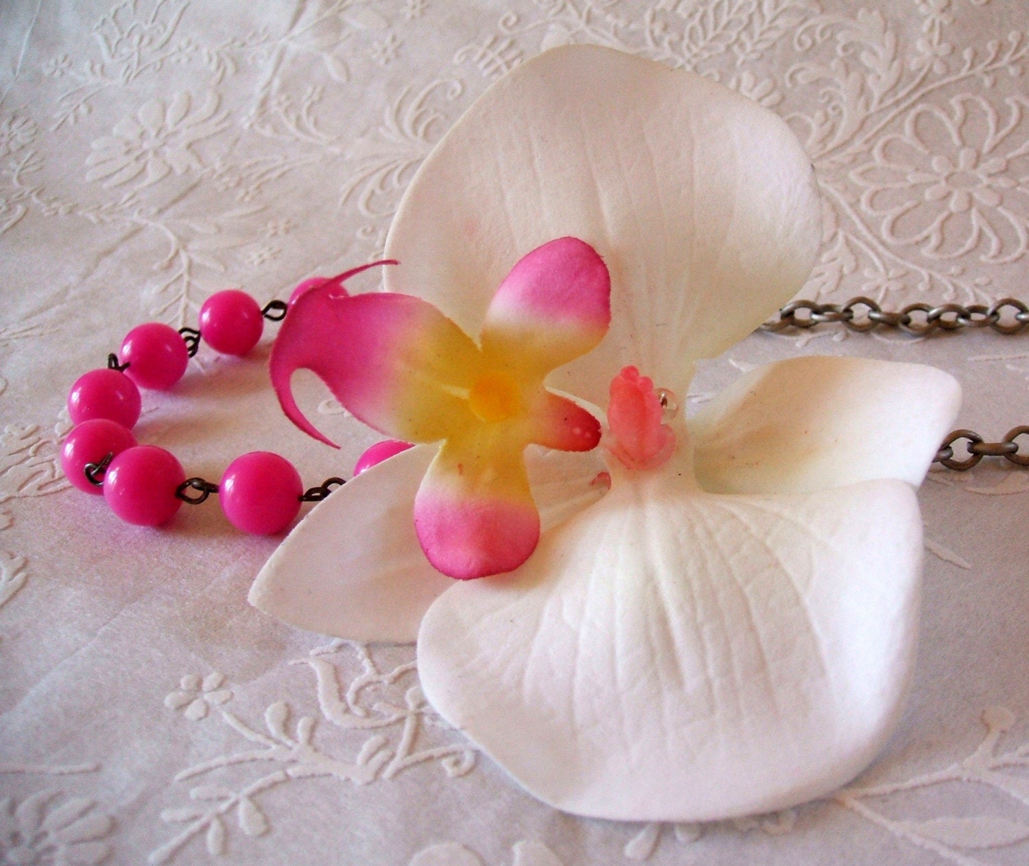 Flower Necklace - White orchid and hot pink bead