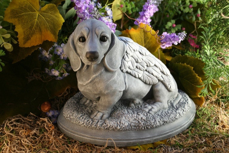 Dog Angel Statue Dachshund Pet Memorial Garden Decor Art