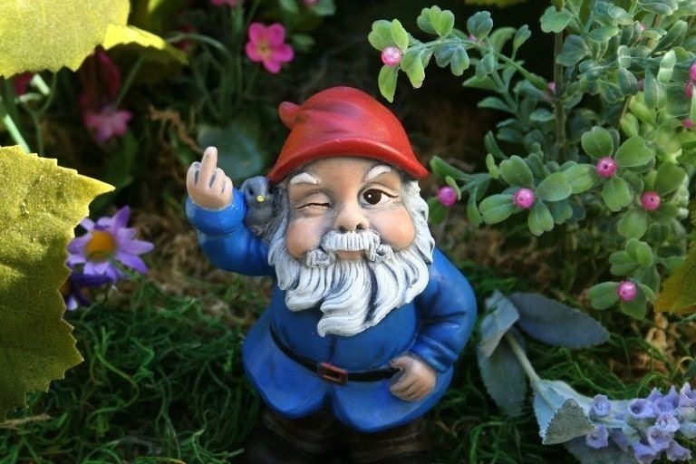 Garden Gnome Flipping The Bird Concrete Rude Gnome Statues for Sale