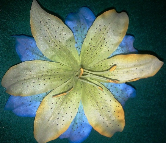 Yellow, lily,yellow lily, hair flower, hair clip, retro, tiki, tropical hair clip, hair acessory, pin up,Blue liliy, yellow and blue