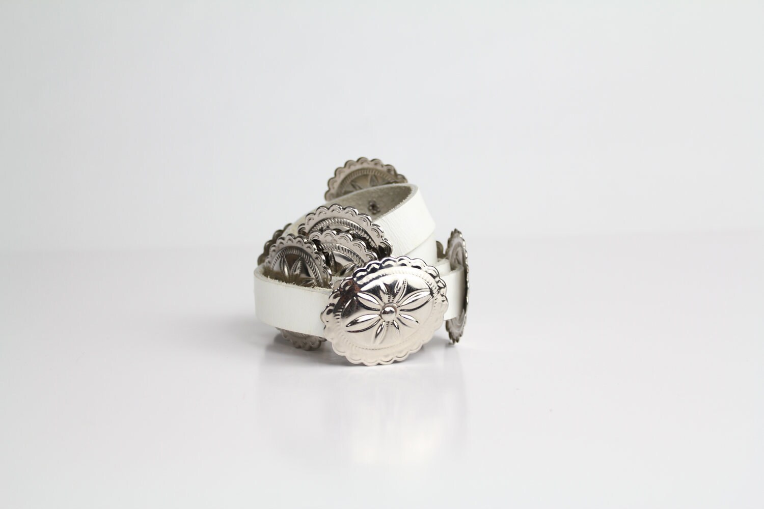Vintage Western White Leather Belt / s-m