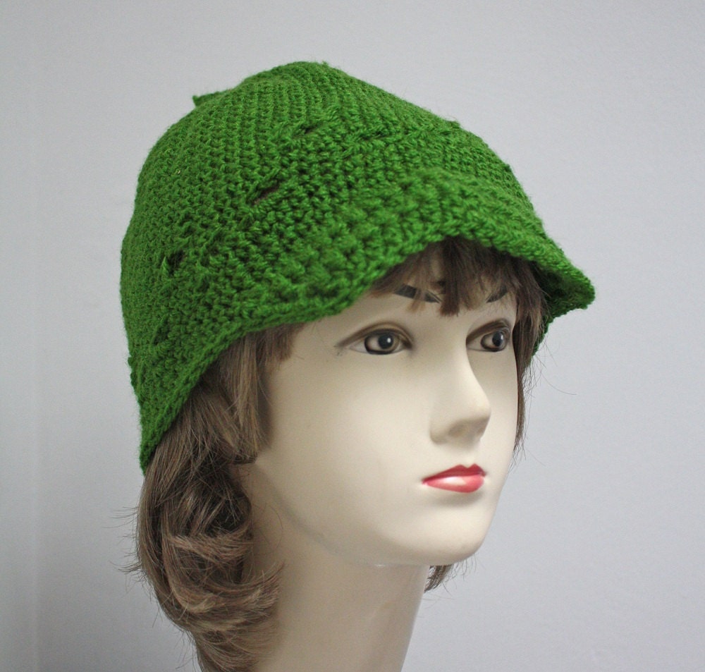 PATTERN - Elf Peaked Beanie - Free International Shipping