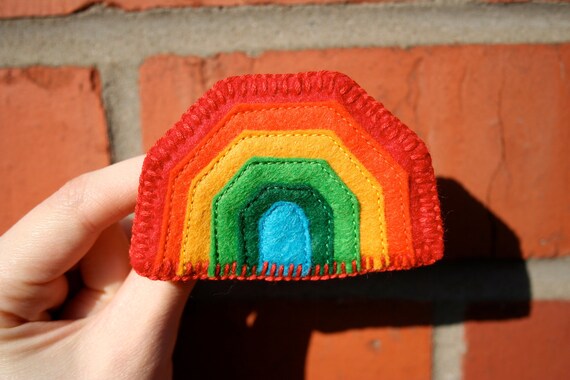 Geometric rainbow felt brooch Red / orange / yellow / green / blue