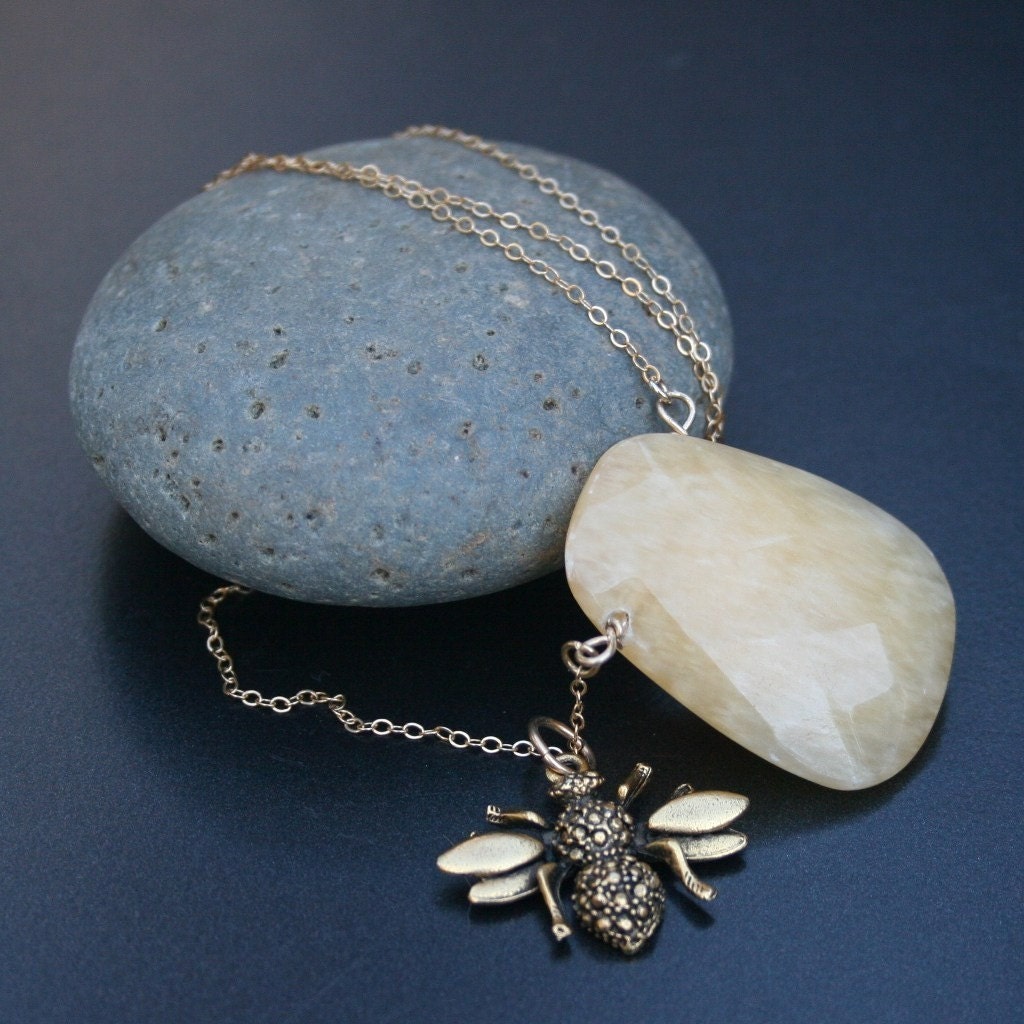 Bees and Honeycomb Necklace- Lemon Jade on gold -madre de olivia
