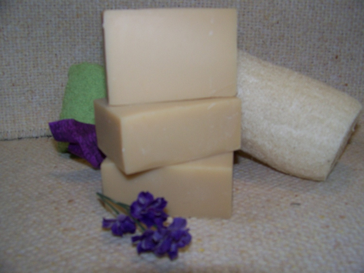 Lavender/Mint Goat Milk Soap, a wonderful, mild and soothing scent blend