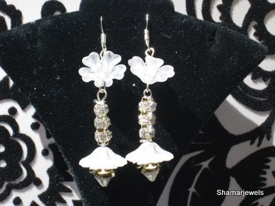 Prom Sweet Sixteen Quincenera Earrings Lalique Like Flowers with Rhinestone Crystals