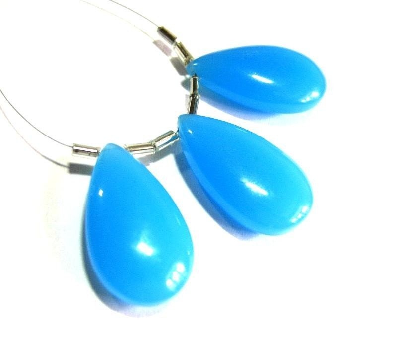 Blue Chalcedony Smooth Pear Briolette 3Pc Set 26x15mm approx