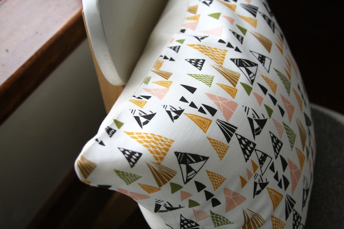 Going Out of Stock: Triangles Removable Throw Pillow Cover