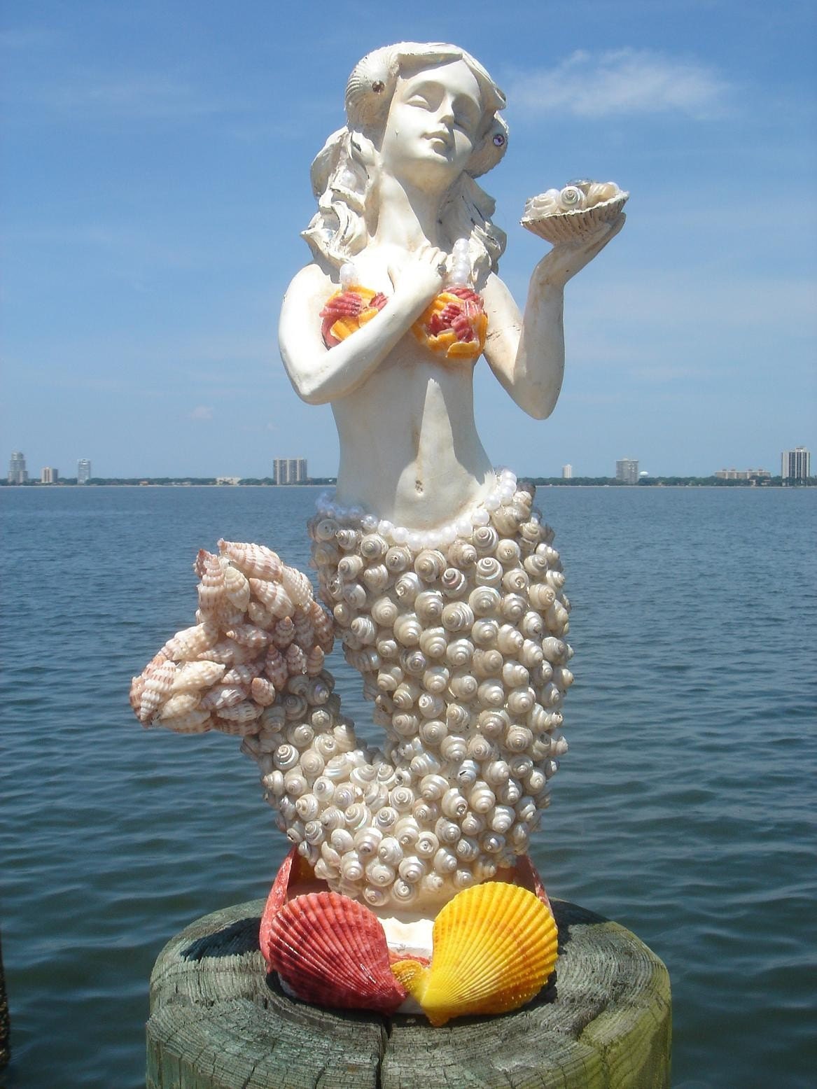 Seashell Mermaid figurine