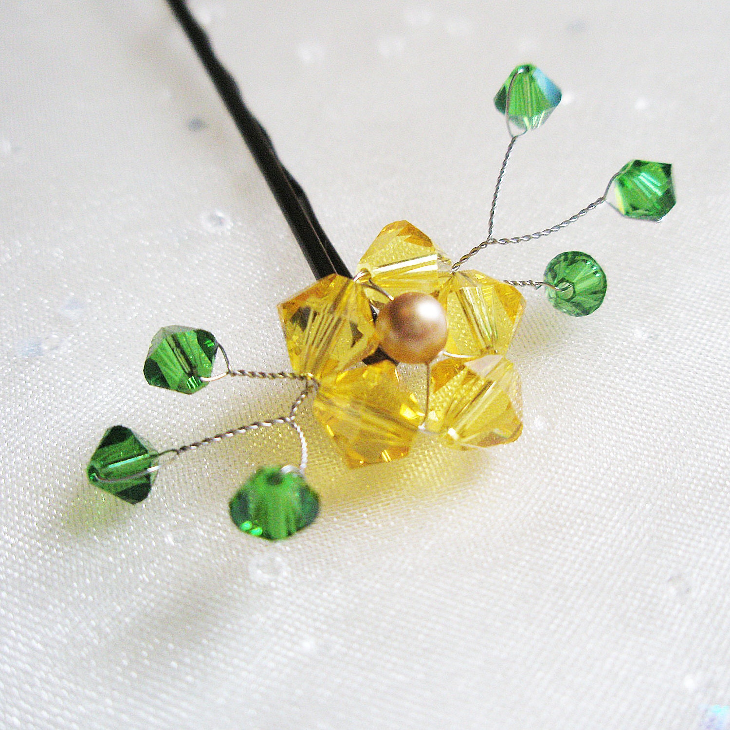 Sunflower Hair Pin - yellow crystal / gold pearl - hand beaded