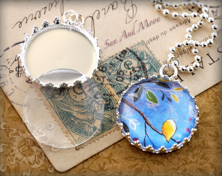 10 Princess Style Pendant Trays with GLASS Inserts - 1 Inch Diameter Circle - Mix n Match - Cabochon Setting - 1P