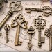 Vintage Style Key Set - 7 Unique Skeleton Keys in Antique Finish - Pendants and Charms