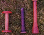 COOL SPOOLS....VINTAGE, WOOD, PATINA, PRIMITIVE, TEXTILE SPOOLS...UNIQUE,  FUN, UPCYCLE