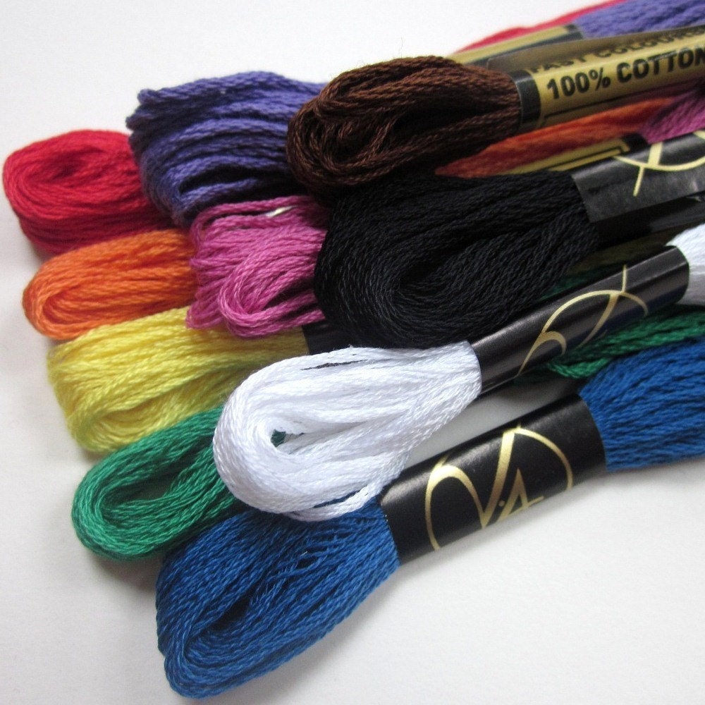 Basic Embroidery Thread Pack