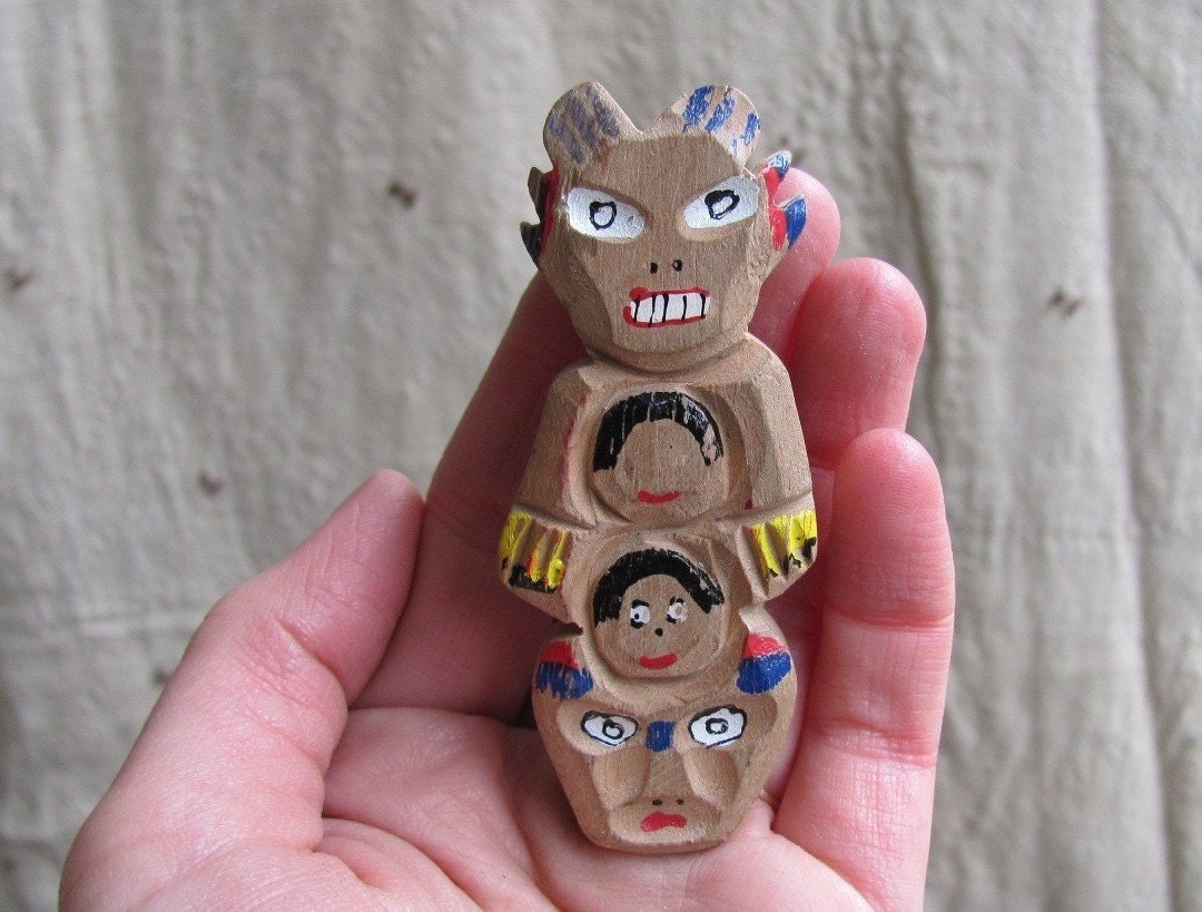 vintage 1940s wood brooch // Totem Pole hand carved painted wood folk art