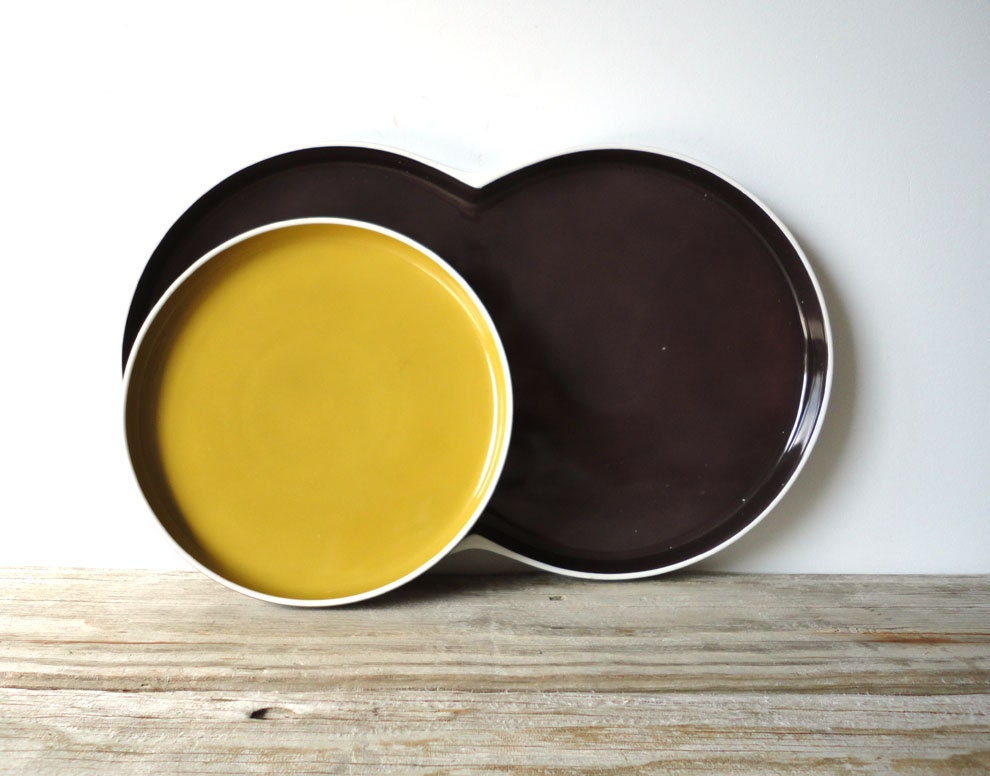 Block Chromatics Germany. Gold Brown Plate Set