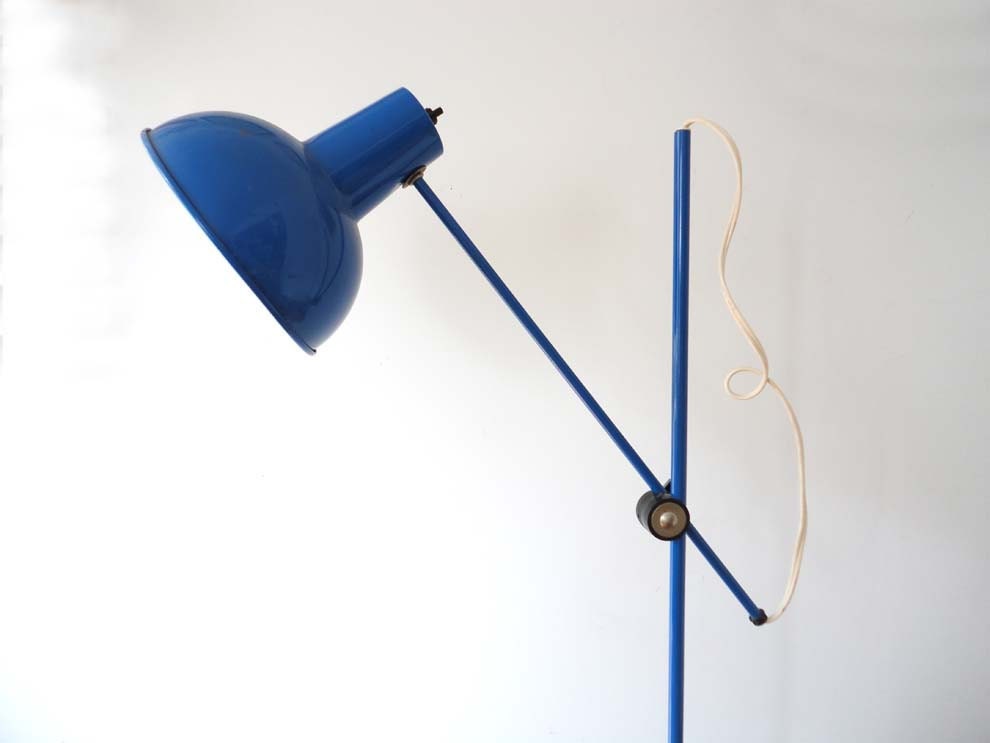 Blue Floor Lamps on Modern Blue Metal Adjustable Floor Lamp By Gallivantinggirls