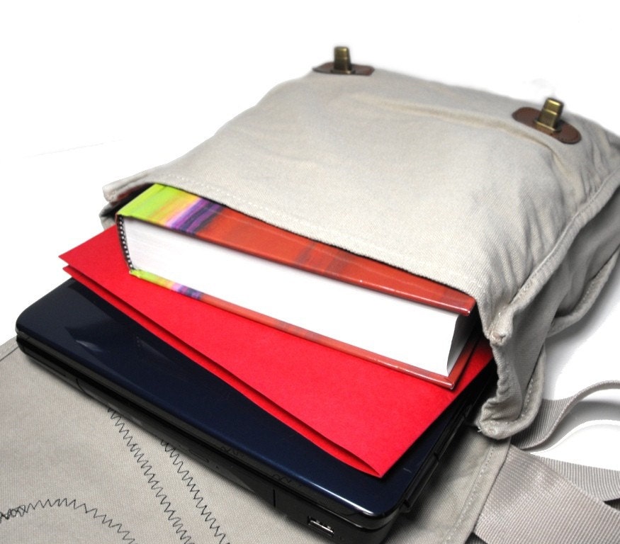 Field Messenger Bag Doctor Who Tardis Print
