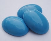 Vintage 25x18mm Opaque Dark Turquoise/Aqua/Powder Blue Oval Flat Back Glass Cab (1 piece)