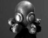 Olive the Octopus Pewter Knob
