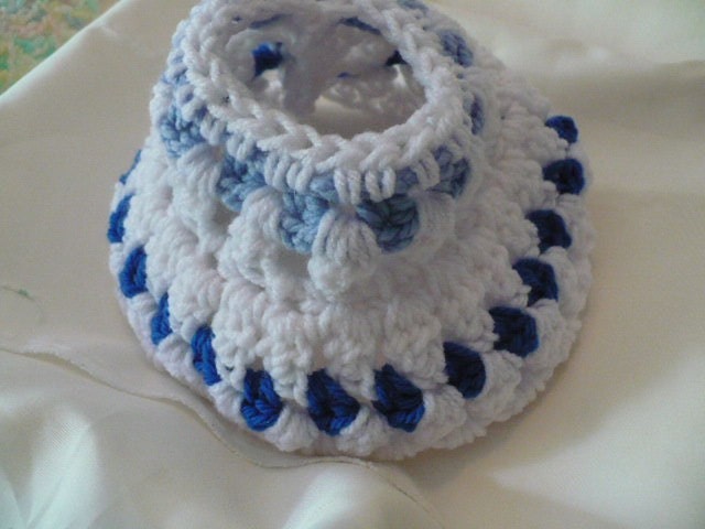 Lamp Shade Crochet White and Blue Covers/Hurricane Lamp Base Cover