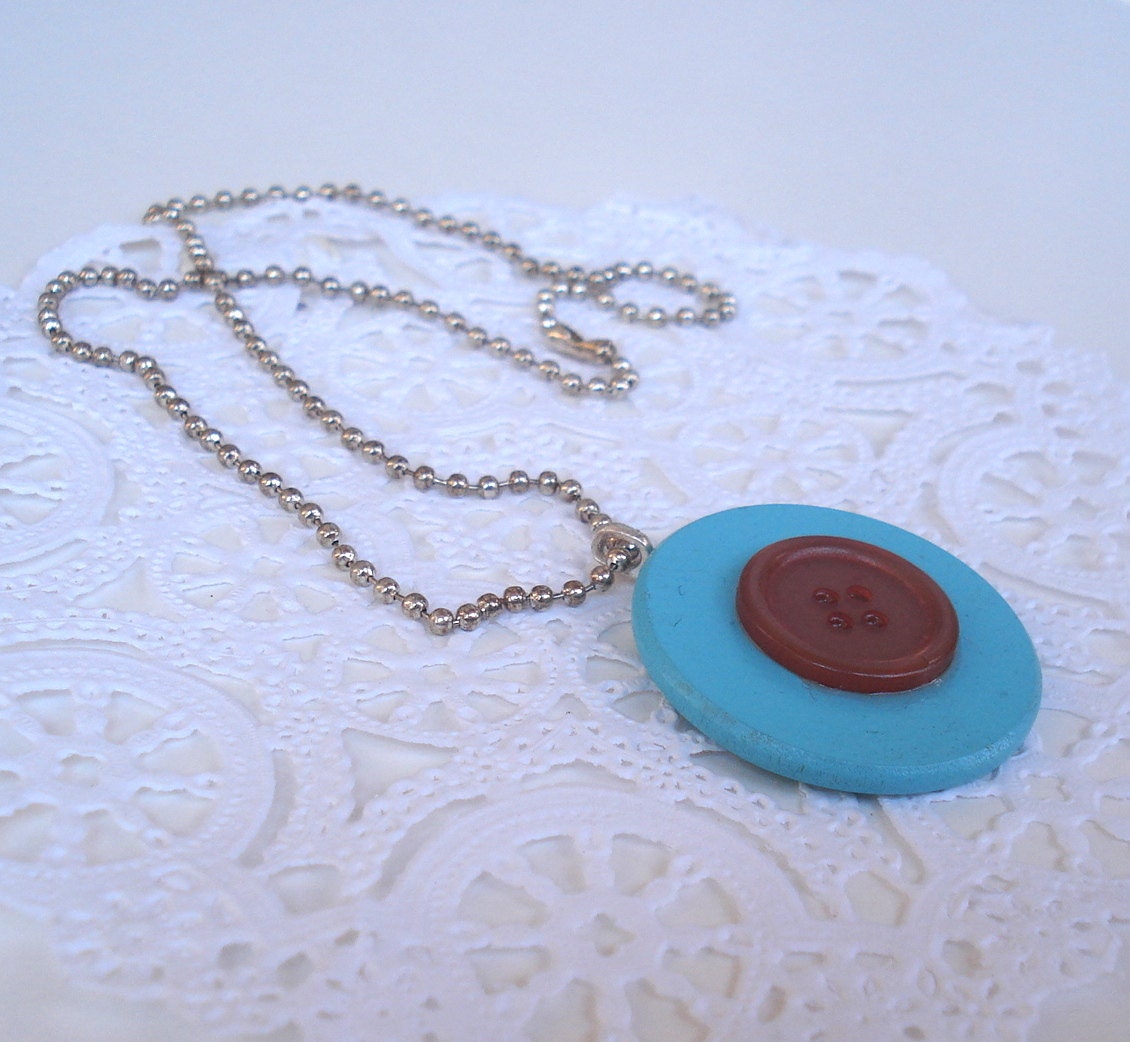 Round Wooden Pendant Necklace with Button