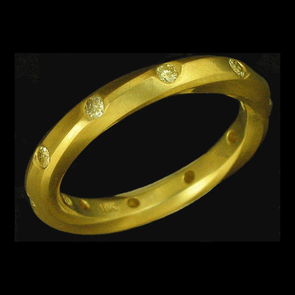 18k gold Twist with Yellow Diamonds MADE TO ORDER using 100 Percent Recycled Gold