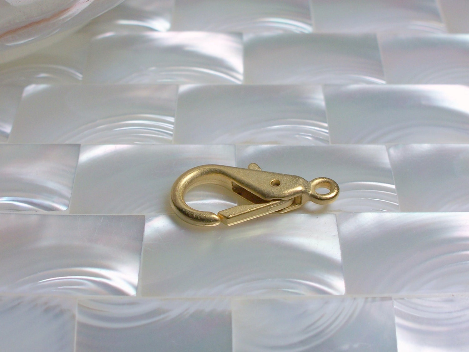 Lobster Clasp Matte Gold 1pc medium/large