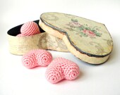 LOVE shabby chic valentine hearts in 3 different shape wedding favor ornament