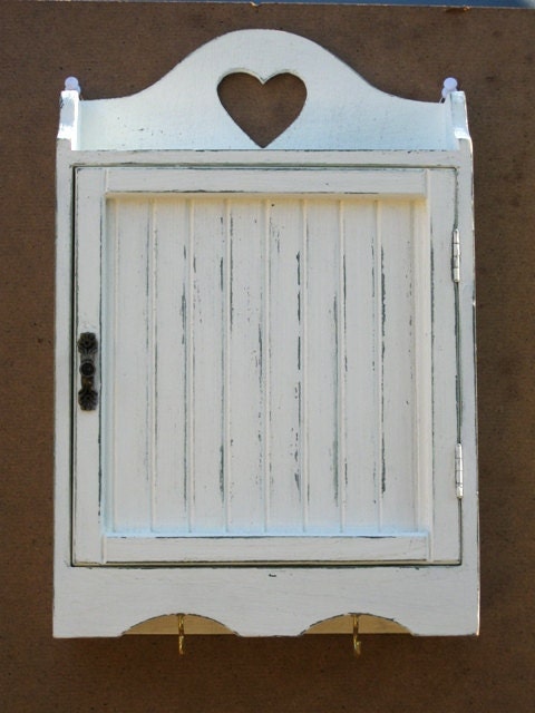 KEY BOX, KEY Cabinet, key storage, key hanger,  Cream Shabby Chic Key Holder