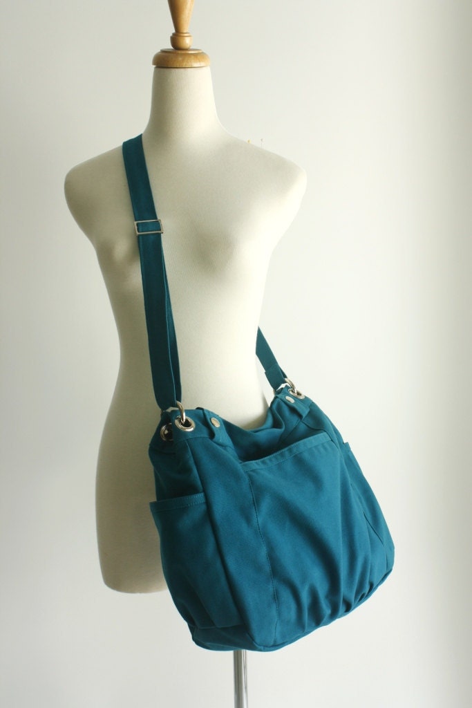 SALE - 10% OFF - Anna in Teal // messenger / shoulder bag / diaper bag / School bag / Purse / tote / women / For her