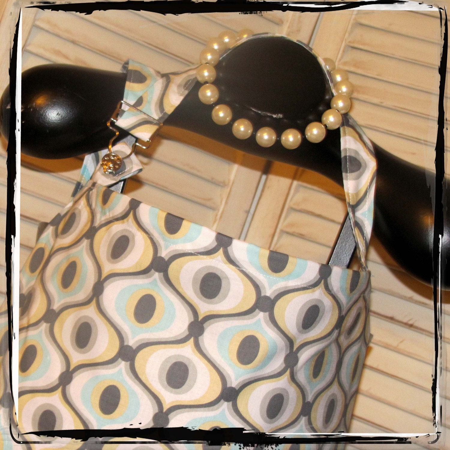 Nursing Cover with OVERALL BUCKLE -Charcoal Feeling Groovy HideAway with Terry Cloth Pocket