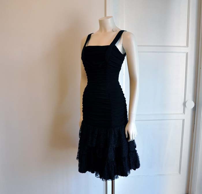 1950s dress / Vintage 50's Lilli Diamond Wiggle Dress Ruched All Over Tiered Lace Cha Cha