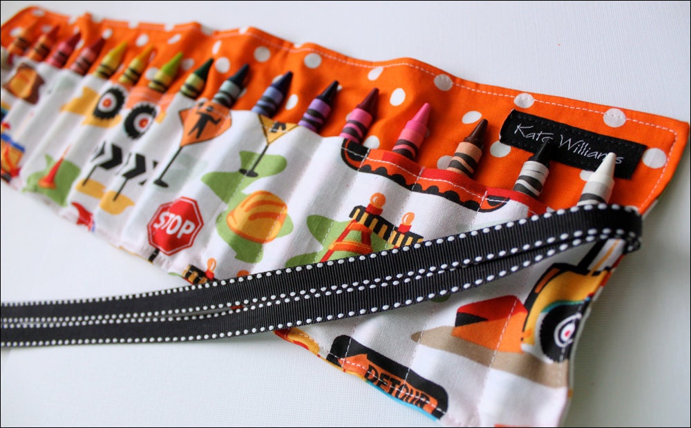 Dig It Crayon Roll-16 Crayola Crayons Included-Makes Great Gift